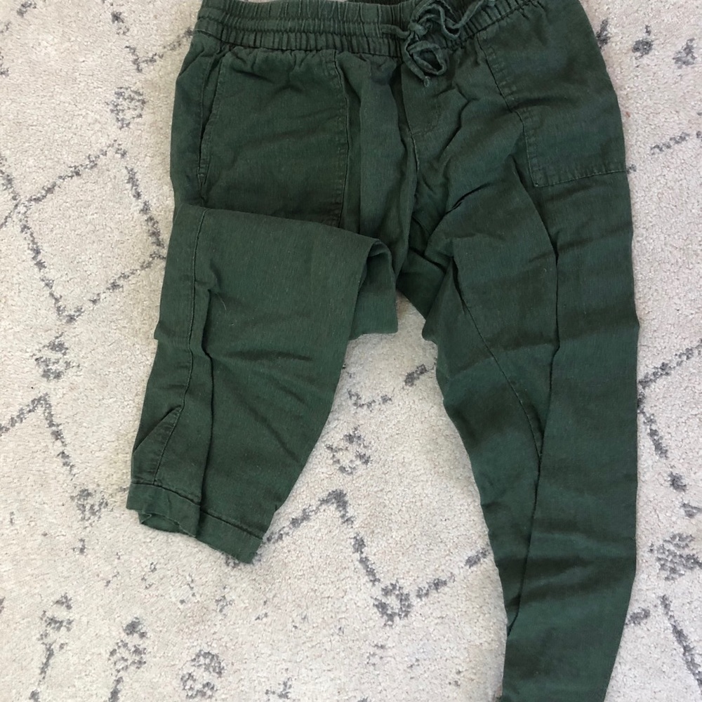 Old navy linen crops